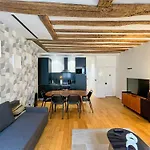 Urban Flat 97 - Spacious 1 Bedroom In Paris
