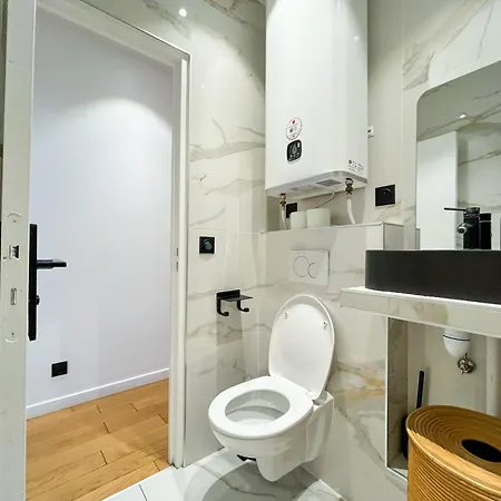 Apartment Urban Flat 97 - Spacious 1 Bedroom In *